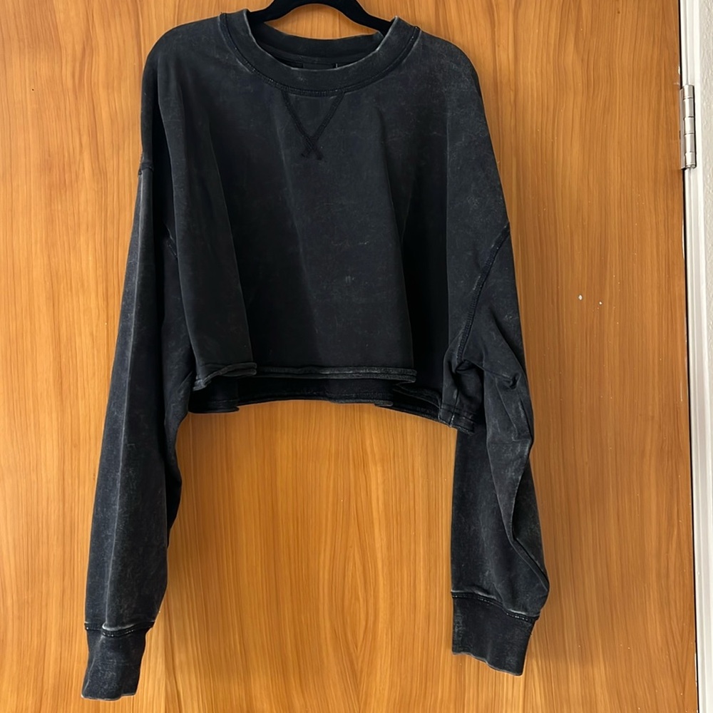 Mono b Acid Wash Crew Neck Cropped Pullover